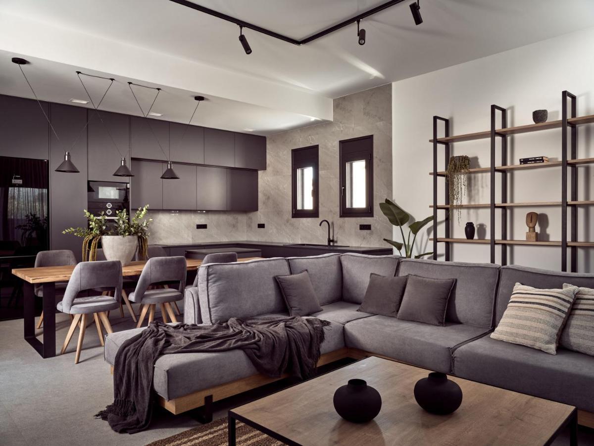 Noema Villa - Stylish Villa With Scenic Serenity, By Zantewize Sarakinádhon 외부 사진
